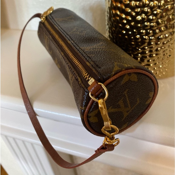 AUTHENTIC 💎VINTAGE LOUIS VUITTON MONOGRAM CANVAS MINI PAPILLON POCHETTE💎 - Picture 12 of 14